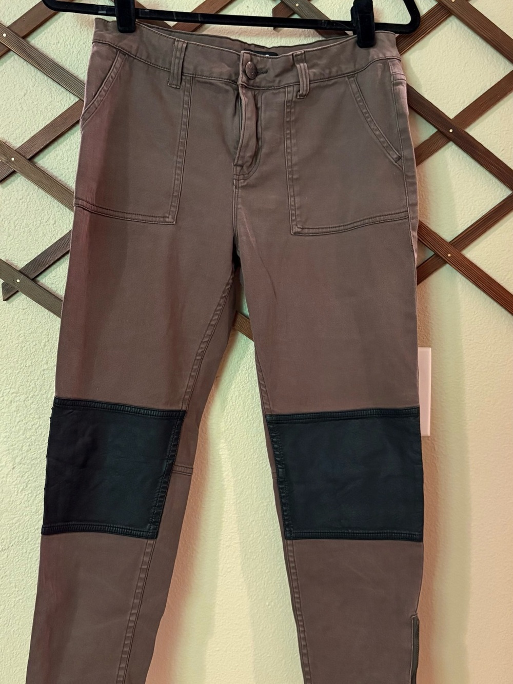 Women’s Olive Green and Faux Leather SkinnyJeans